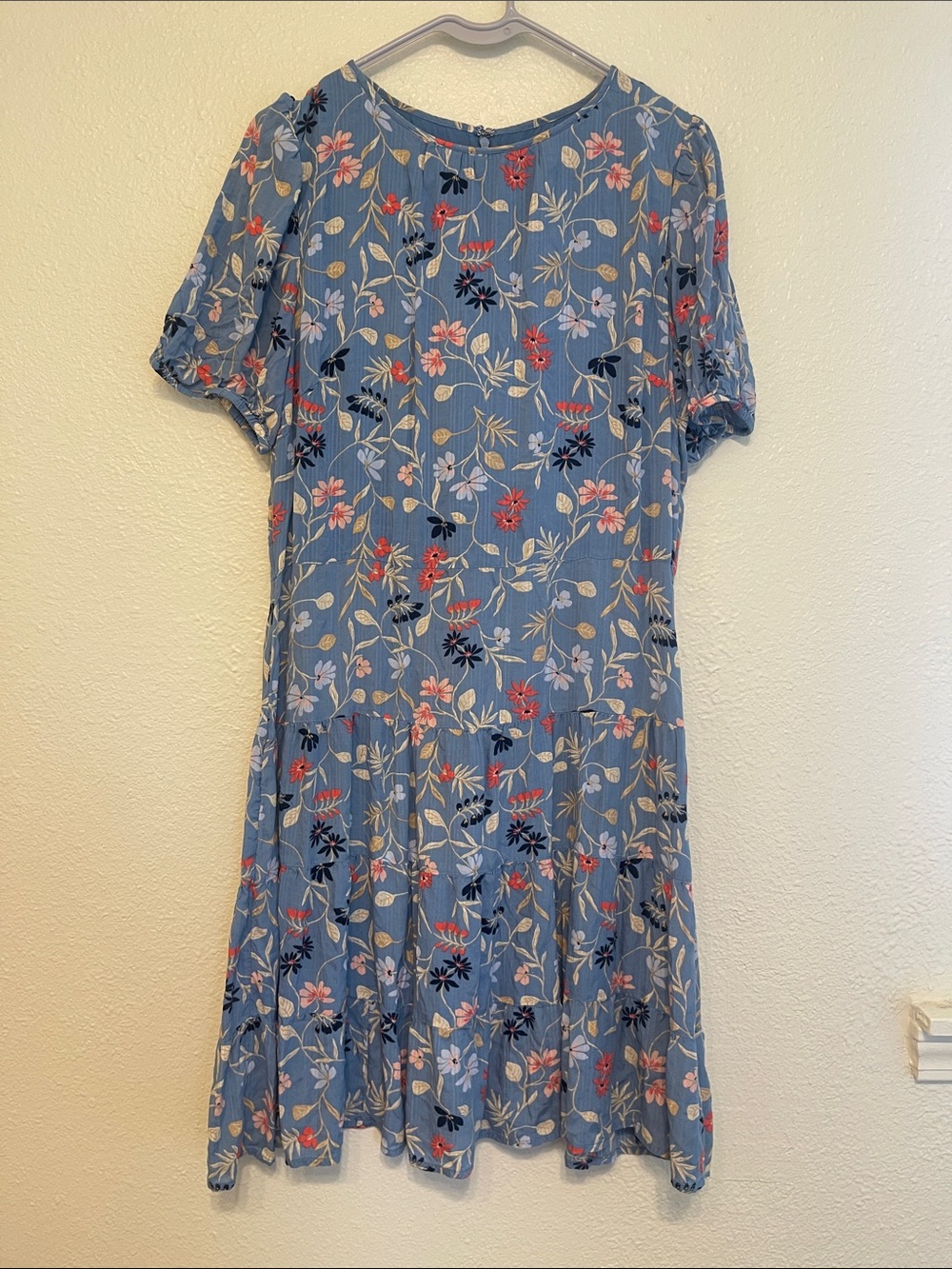 (🦋 5 for $15) Loft tiered floral dress 12